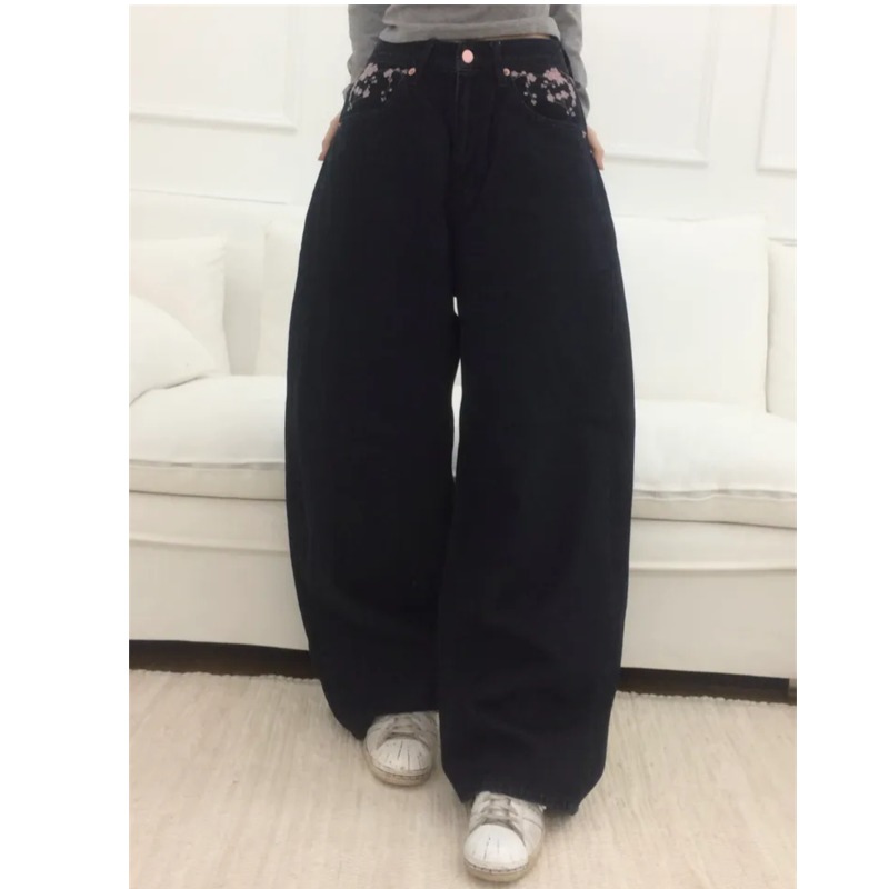 Sakura Embroidery Loose Scythe - огляд і ціна Embroidery Jeans Sakura