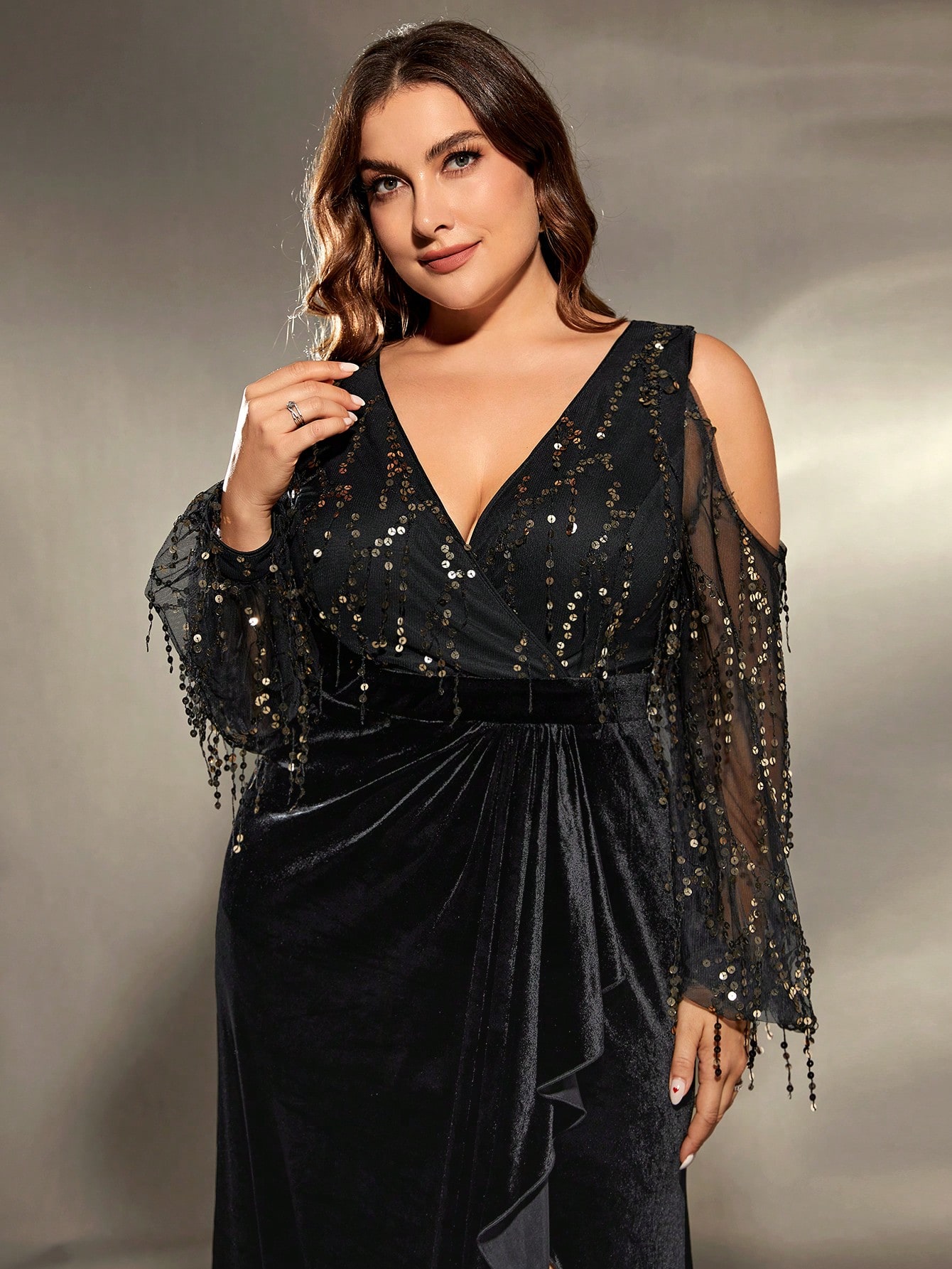 Mgiacy plus size Deep V cross  - огляд і ціна Embroidery Abaya