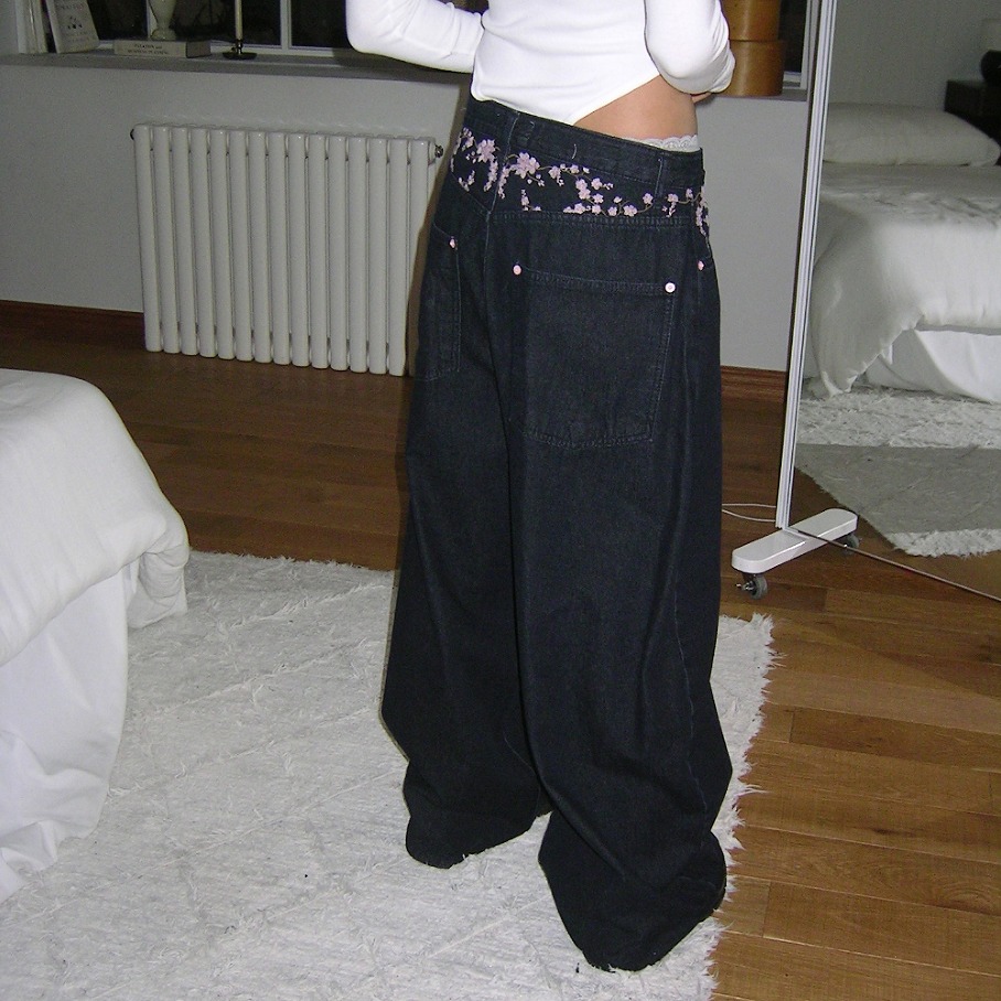 Sakura Embroidery High Waist W - огляд і ціна Embroidery Jeans Sakura
