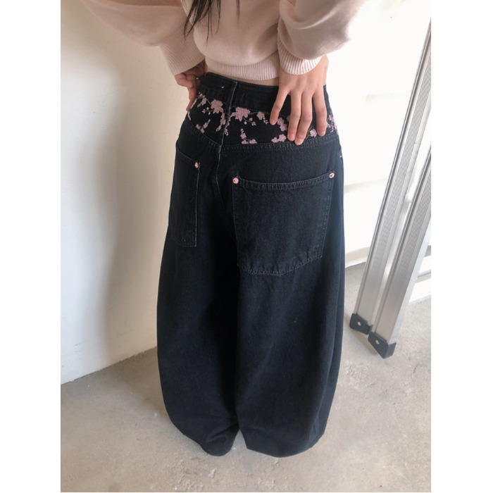 Spring 2026 High Waist Sakura  - огляд і ціна Embroidery Jeans Sakura