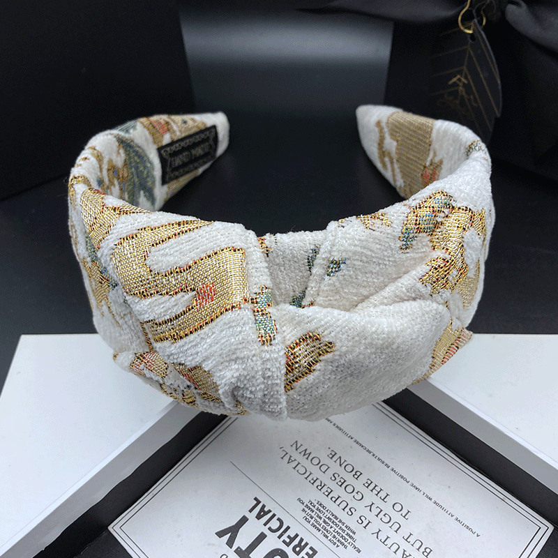 Fashionable Embroidery Hairpin - огляд і ціна Embroidery Ring